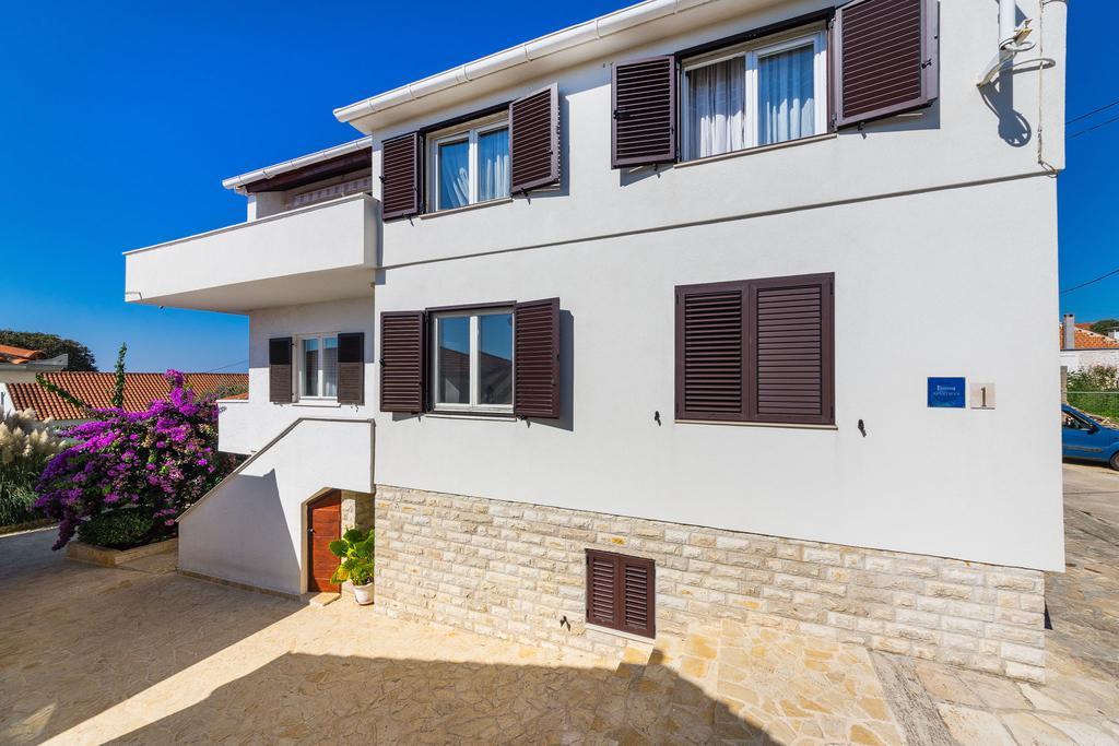 Apartments Nada Задар Екстер'єр фото